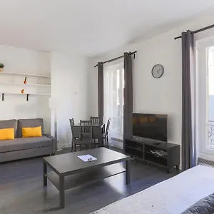  Appartement Champs De Mars France